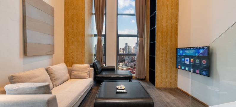 夕栖·DAVID’S DEER HOTEL(龙湖时代天街石油路地铁站店)图片