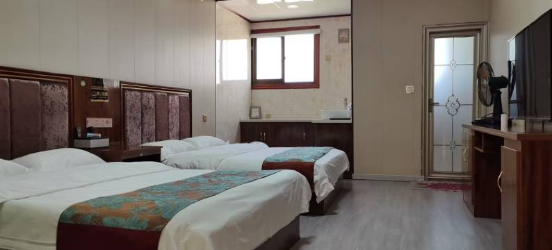 良华假日宾馆图片