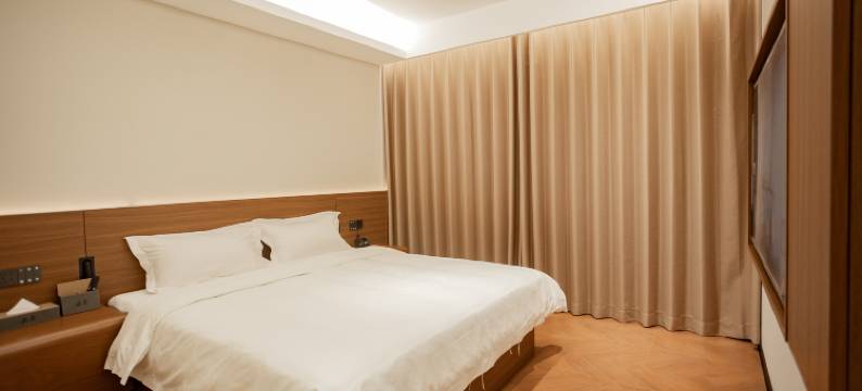 锦州云熹酒店(东湖公园店)图片