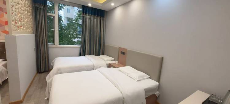 派酒店(嘉兴路美食街乐山广场店)图片
