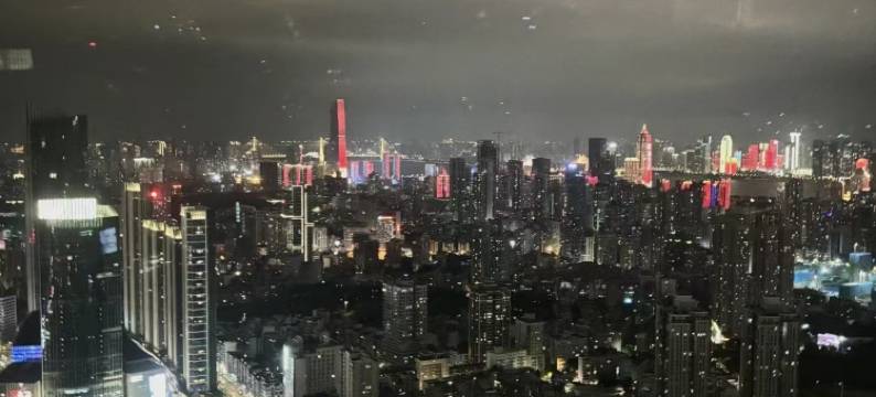 武汉广场汉口金融中心亚朵酒店图片