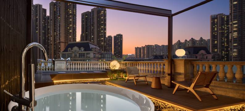 SFEEL设计师酒店(长沙滨江新城渔人码头店)图片