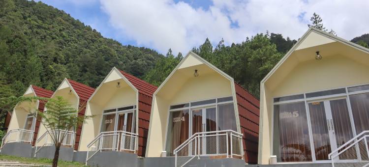 迪扎塔旺芒古豪华露营(Diiza Glamping Tawangmangu Private Pool No BBQ)图片