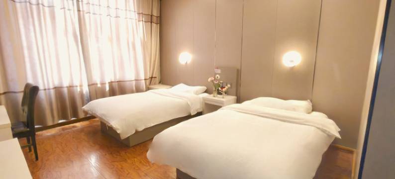 都市118精选酒店(青岛城阳富达国际汽贸城店)图片