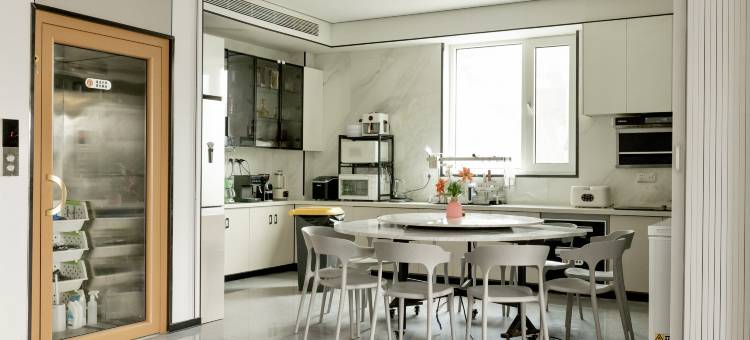 炉边山语民宿图片