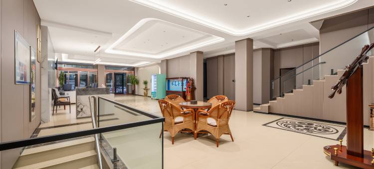 如家华驿精选酒店(乌兰察布化德县汽车站店)图片