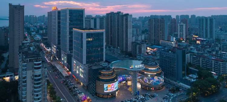 维也纳酒店(九江站联盛九江快乐城店)图片
