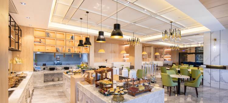 连云港高铁站亚朵酒店图片