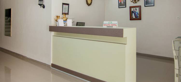 OYO 2382 维萨塔酒店(OYO 2382 Wisata Hotel)图片