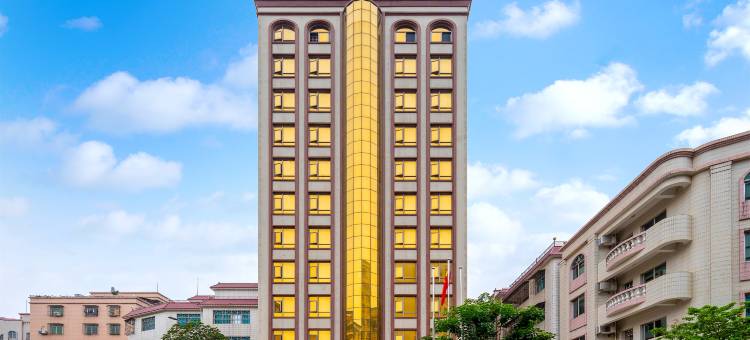 柏曼酒店(湛江鹰展广场赤坎民国风情街店)图片