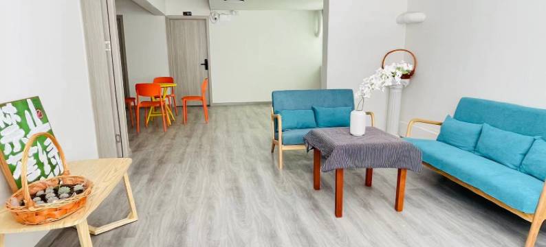 半夏民宿(昆明长水航城店)图片