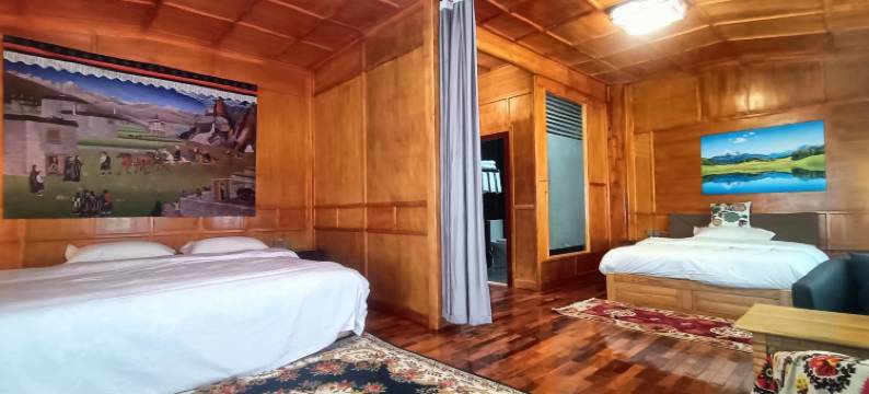 香格里拉萨松布民宿图片