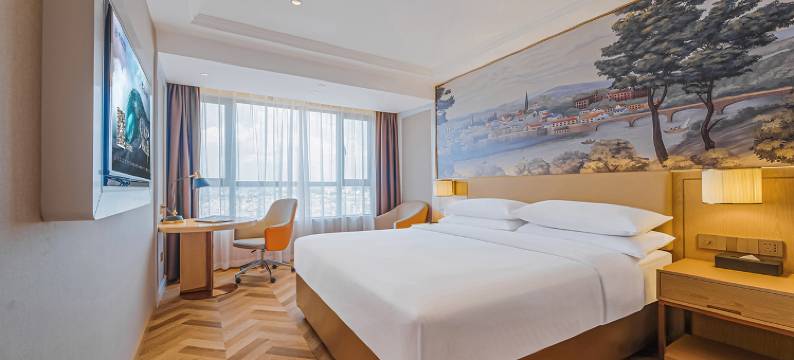 维也纳酒店(贵阳欢乐世界云泰广场店)图片