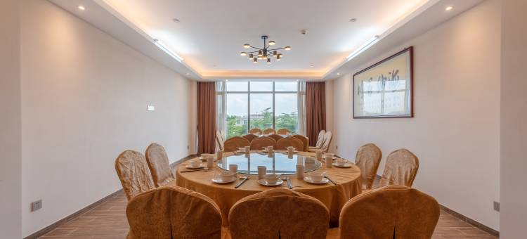 凯里亚德酒店(广州白云机场花东店)图片