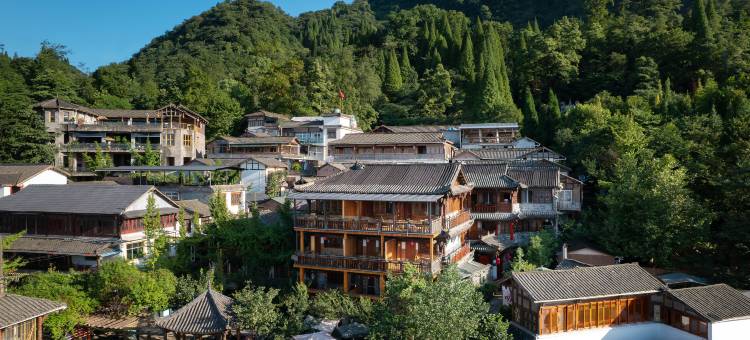 拾舍集·合一山麓民宿(都江堰灵岩山灵岩古街店)图片
