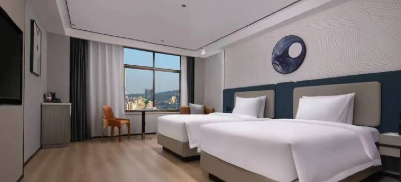 欢漫酒店(麓谷科技园涧塘地铁站店)图片