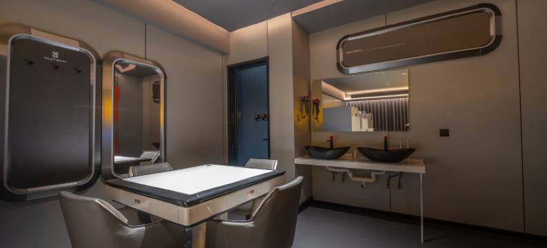 首胜电竞酒店(开封清明上河园龙亭店)图片