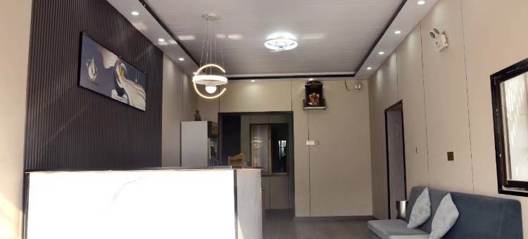 馨梦酒店(中南大学湖南智宸智能化考试中心店)图片