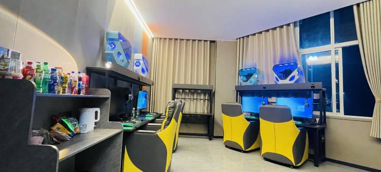 C锐电竞酒店图片