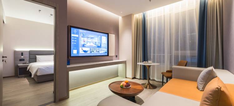 朗丽兹酒店(回龙观东大街地铁站首开LONG街店)图片