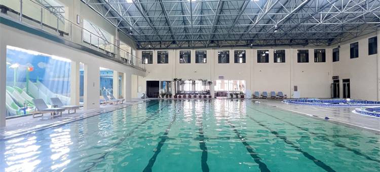 鸿河谷温泉酒店图片