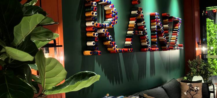 深圳南山南油服装批发城RANZ兰兹酒店(蛇口沃尔玛店)图片