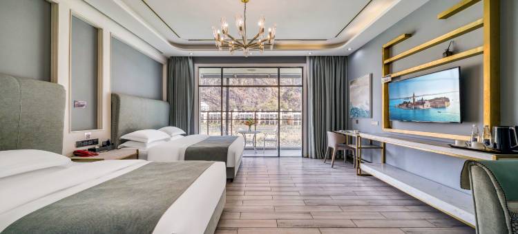 怒江泸水四月天江景酒店(怒江西岸店)图片