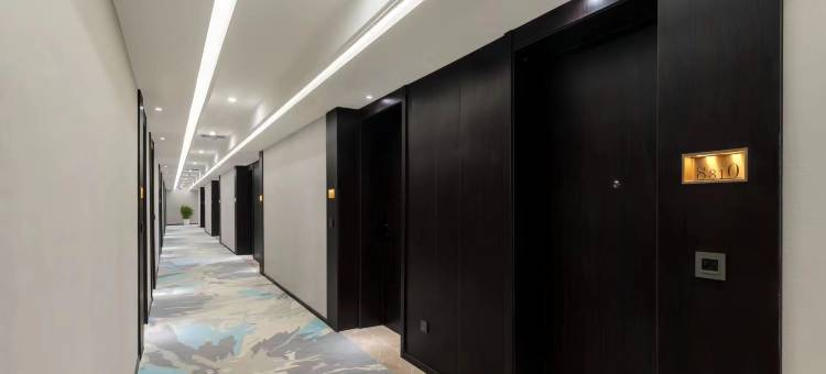 艺龙安云酒店(海口骑楼老街解放西路店)图片
