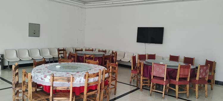 敦煌市白府居酒店图片