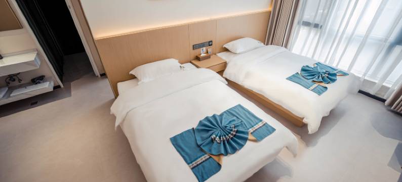 弥勒御湖智慧温泉酒店(湖泉生态园红河水乡店)图片