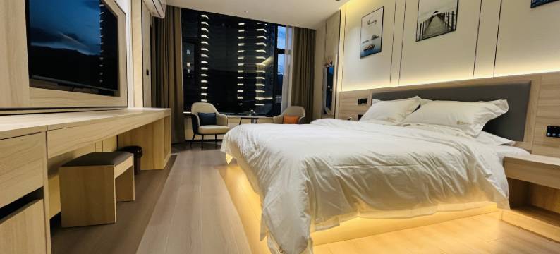 大理美辰酒店(奥林匹克体育中心洱海月湿地公园店)图片