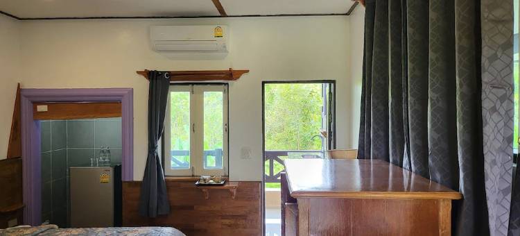 尼米特泻湖(Nimit Lagoon)图片