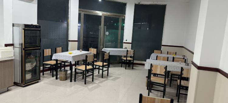 驿家365连锁酒店(临西泰山东路店)图片