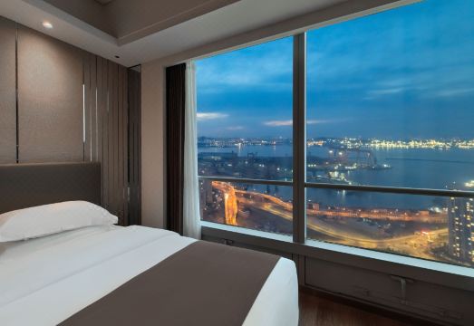 STARRY WAVES星澜天际海景酒店（中山广场富丽华国际店）外景图