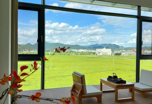 桐庐佳多·望恬民宿（OMG心跳乐园店）外景图