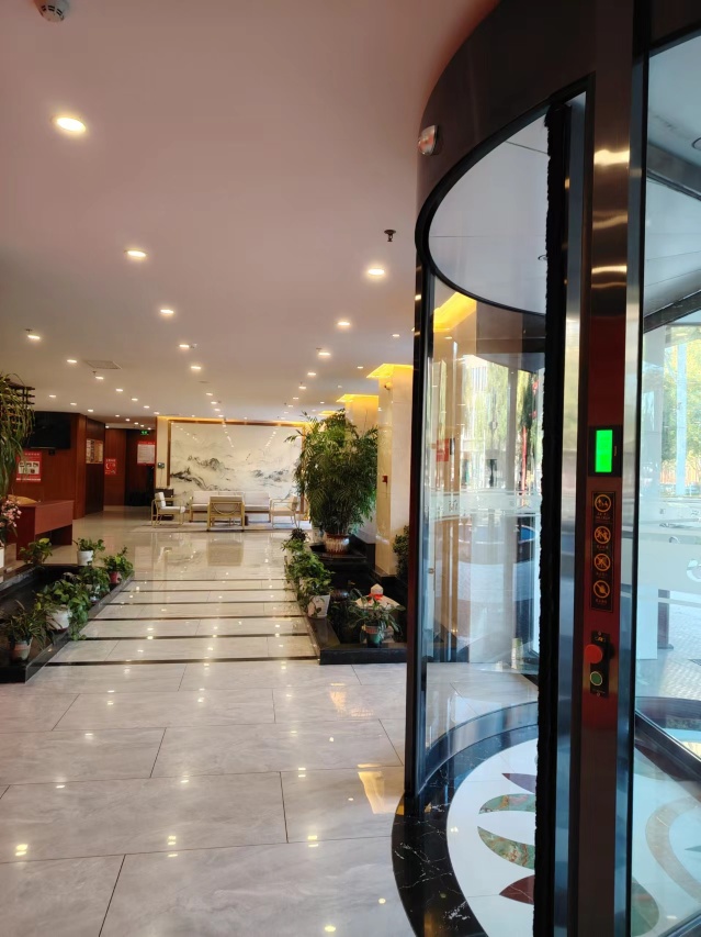 Guozheng Tiancheng Holiday Hotel Over view