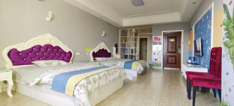 芭提雅电影民宿(青岛鲁邦风情街店)图片