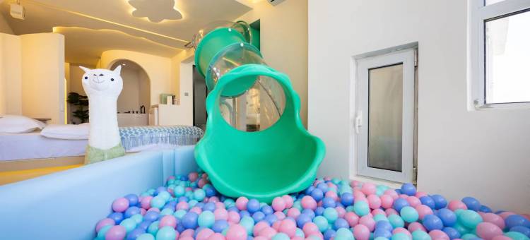 玖悦居・简白梦幻轻奢浪漫影音氛围美宿(沈阳中街大悦城店)图片