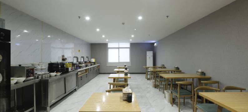 权季酒店(乐安县汽车站店)图片