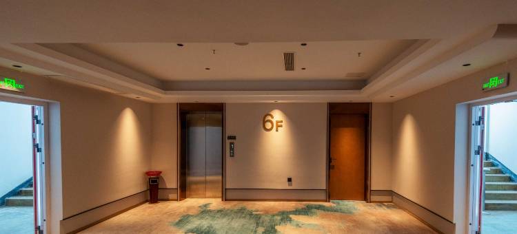 华英大酒店(邵武汽车站店)图片