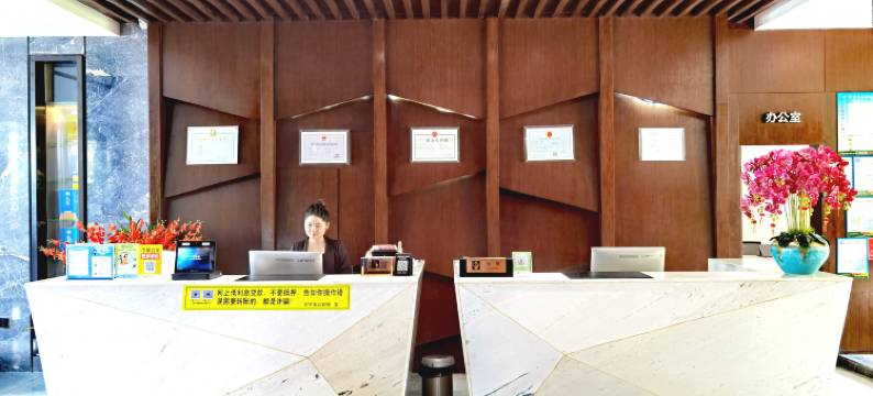 百年酒店(万宁市中心店)图片