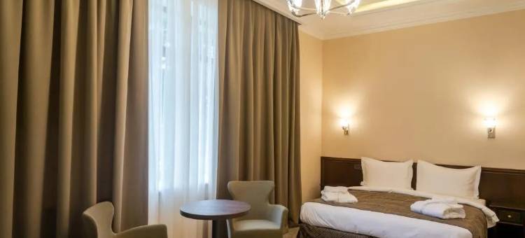 普拉斯皇家酒店(Royal Plus Hotel)图片