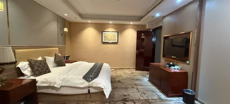 花岸里酒店(佛山魁奇路地铁站店)图片