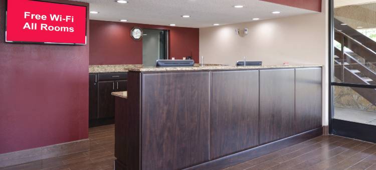 尚佩恩大学红顶酒店(Red Roof Inn Champaign - University)图片