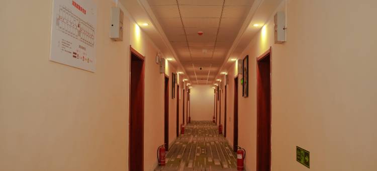 锐思特酒店(郑州建设西路中原万达店)图片