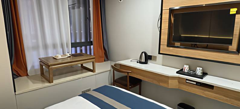 乐居酒店(福州三坊七巷店)图片