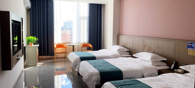 华辰酒店(神木锦界店)图片