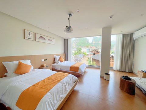 大新枕山水民宿