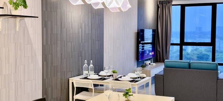 MidValley Southkey Mosaic 6-9pax Netflix-SmartTV70inch图片