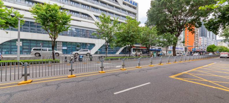 深圳万家惠酒店(卓悦汇上梅林地铁站店)图片